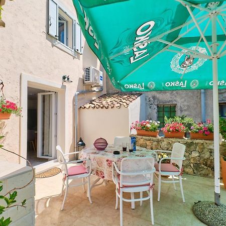 Apartment Kaleta Sveti Jakov Eksteriør billede
