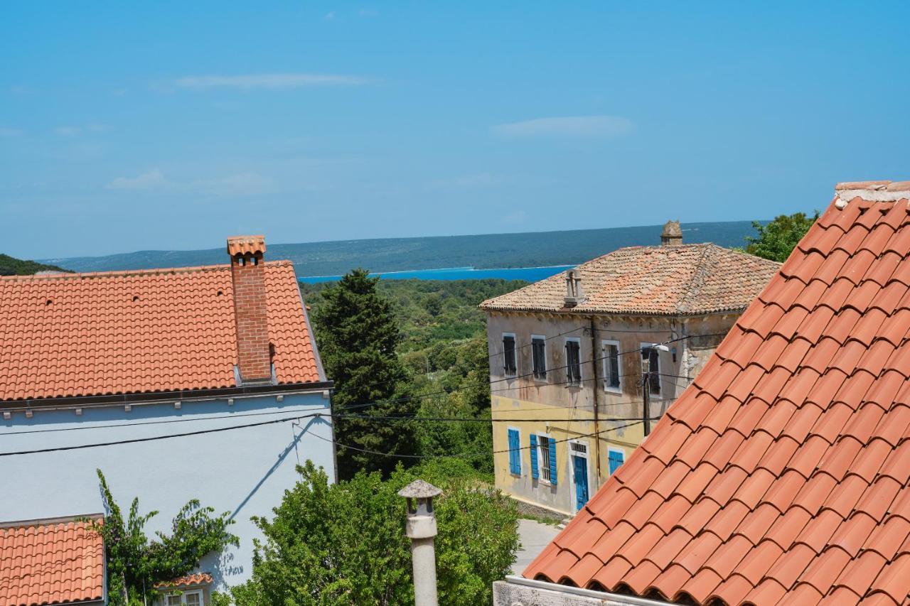 Apartment Kaleta Sveti Jakov Eksteriør billede
